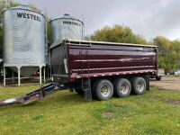 *2014 20' Cancade Triple Axel Grain Pup Trailer, VIN#2C92320E1E1086621, Owner: RAY-EL FARMS LTD, Seller: Fraser Auction __________ ***TOD & FRESH SAFETY***