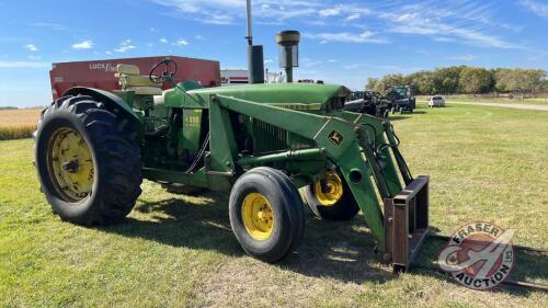 1972 JD 4020 DSL O/S Tractor, 4400 hrs showing, s/nT213R265733R