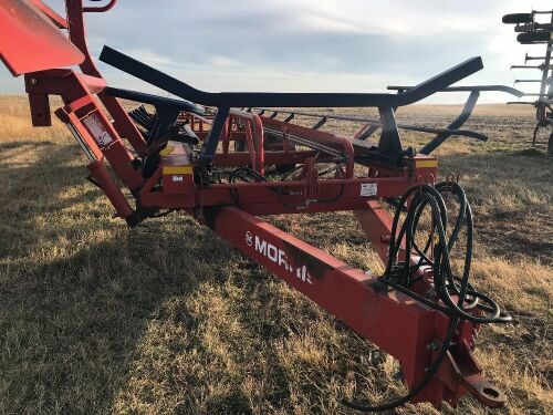 *Morris 1400 Hay Hiker single arm rd bale picker