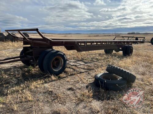 34ft S/A bale trailer with pipe deck