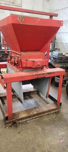 Farm King Roller mill