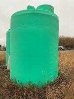 *3000-Gal poly liquid fertilizer tanks (Green)