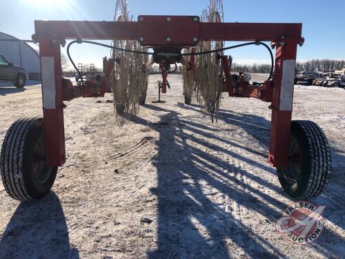 2014 14 Wheel Farm King Easy Rake, K67