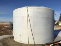 *1250-gal poly water tank