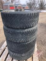 275/55R20 Used Goodyear studded tires, K110