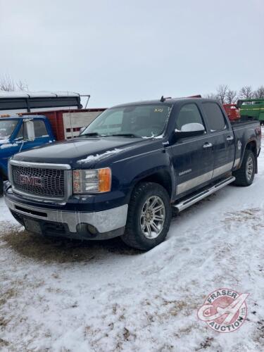 2011 GMC Sierra 1500 SLE Truck, 322,259 kms showing, VIN# 3GTP2VE25BG262952, k113, Owner: Richard G Peters, R/C Peters Farms Ltd, Seller: Fraser Auction______________________ ***TOD, keys - office trailer***