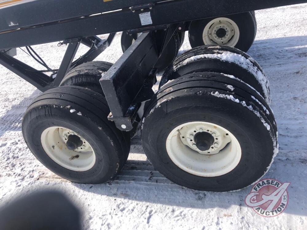 36ft Buhler Inland Hayliner 4500 25cap Square Bale Picker, K119