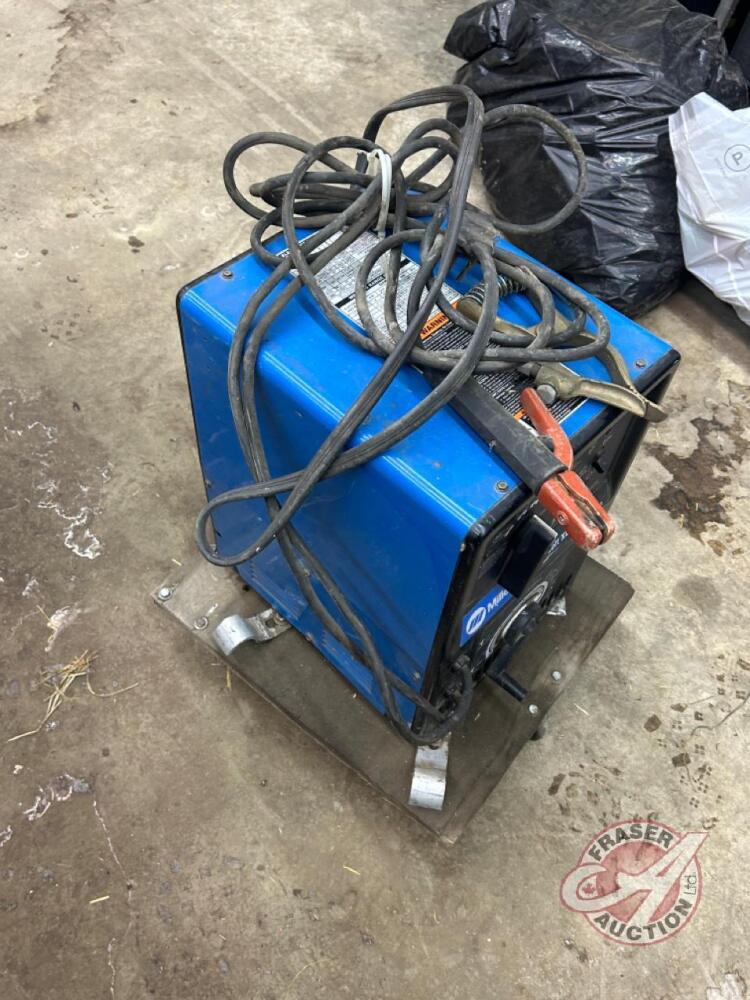 Miller Thunderbolt XL AC/DC welder