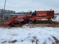 *1980 21’ Hesston 6450 sp Swather