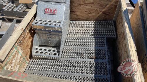 Aluminum Steps with Tool Box, Aluminum Decking for Semi, F37