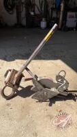Agri Speed Hitch (Consigned by neighbour (Barry Sawchuk 204-821-0843)