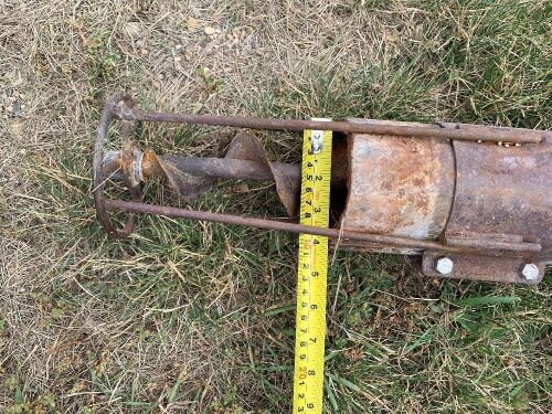 *Approx 4”X11’6” pencil auger w/hydraulic motor