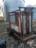 Portable cattle chute with scale (scale not working) - 2