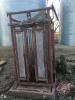 Portable cattle chute with scale (scale not working) - 3