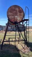 500-gal fuel tank on metal stand