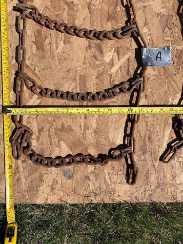 *1’x5’6” approx. set of 2 tire chains (A)