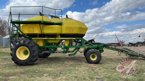 JD 1900 triple compartment poly tank air cart, s/nH680210