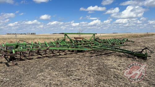 40ft JD 1000 tillage, s/n006798N