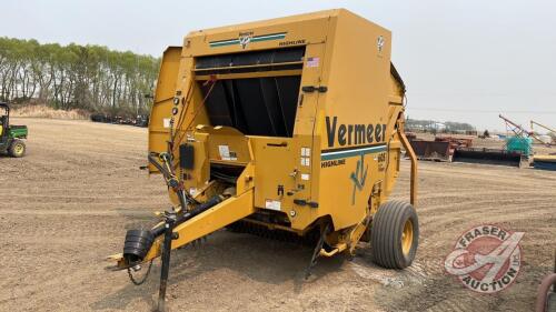 Vermeer 605XL Silage Highline Accu-Baler plus w/monitor, Bale count 18,721, s/n 1VRV141MX31002073, F100