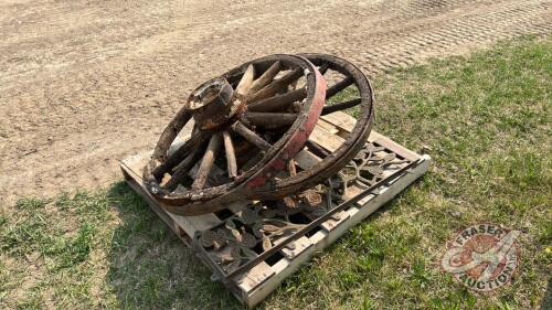 Decorative wrought iron and 2 wagon wheels, F95